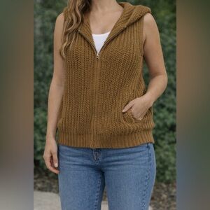 Wishlist knitted zip up hooded vest